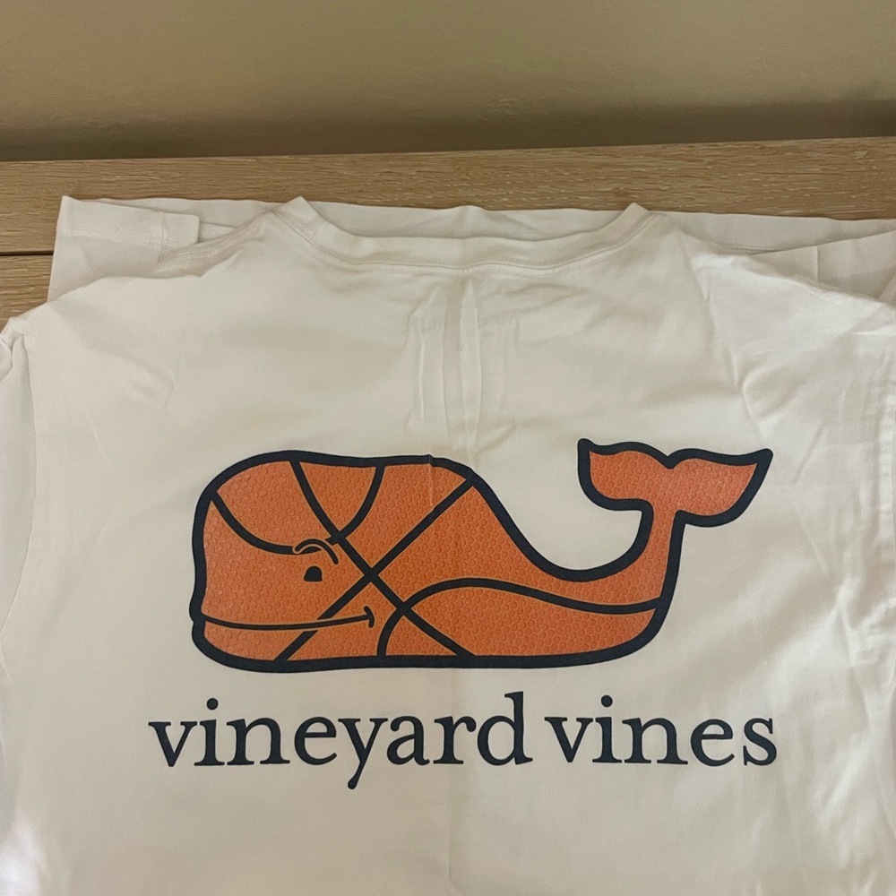 Vineyard Vines Long Sleeve White T-shirt